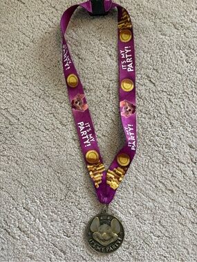 Chuck E Cheese Purple "It's My Party" Medal Lanyard Birthday Kids